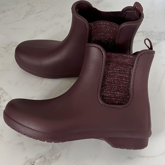 Crocs Rain boots EUC - Picture 3 of 5